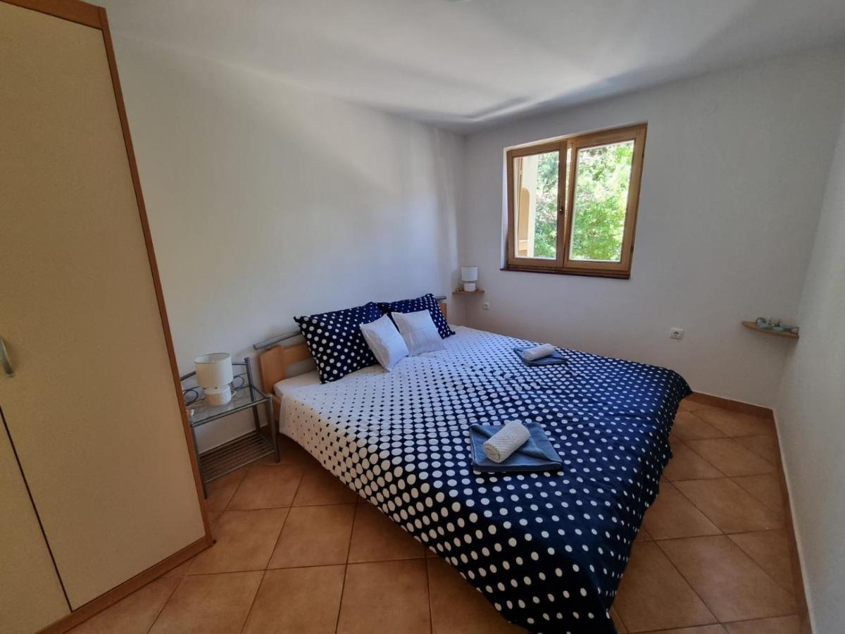 Apartments Casia Baška Eksteriør bilde