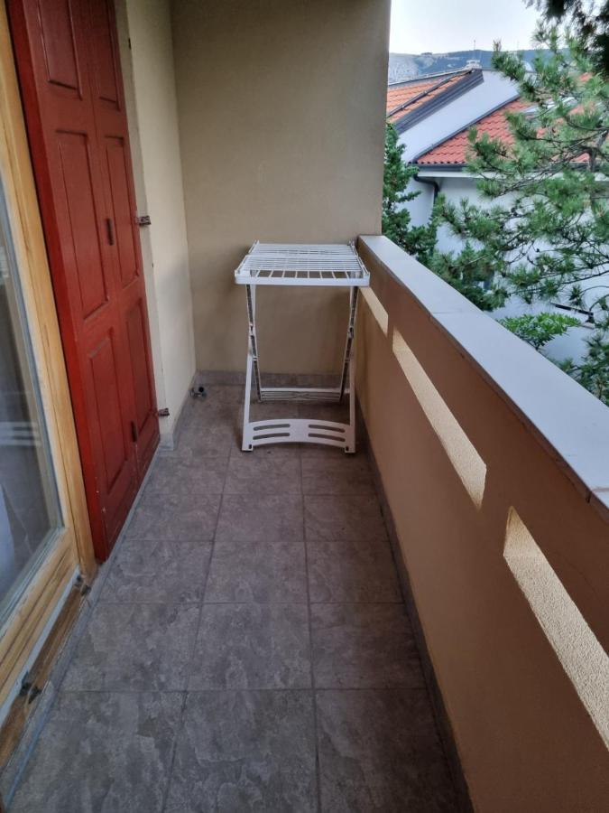 Apartments Casia Baška Eksteriør bilde