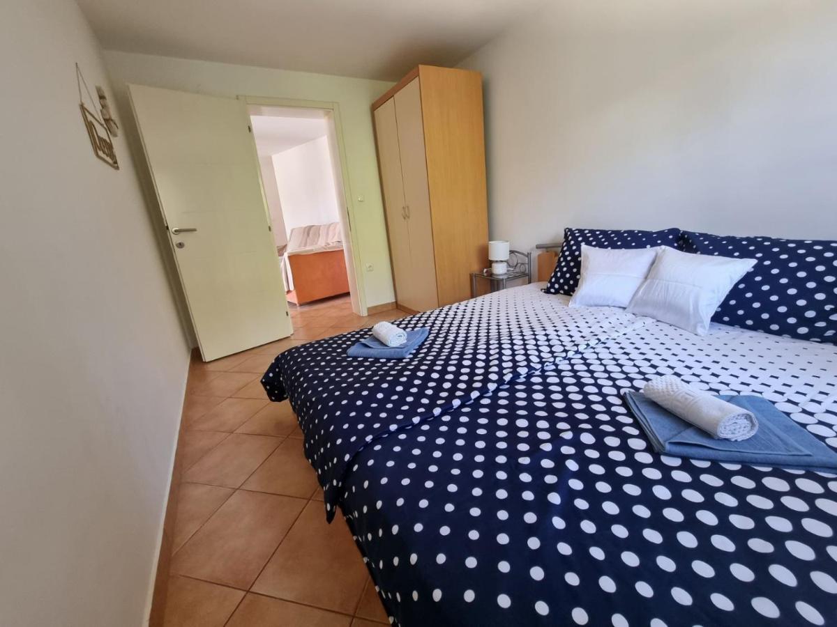 Apartments Casia Baška Eksteriør bilde