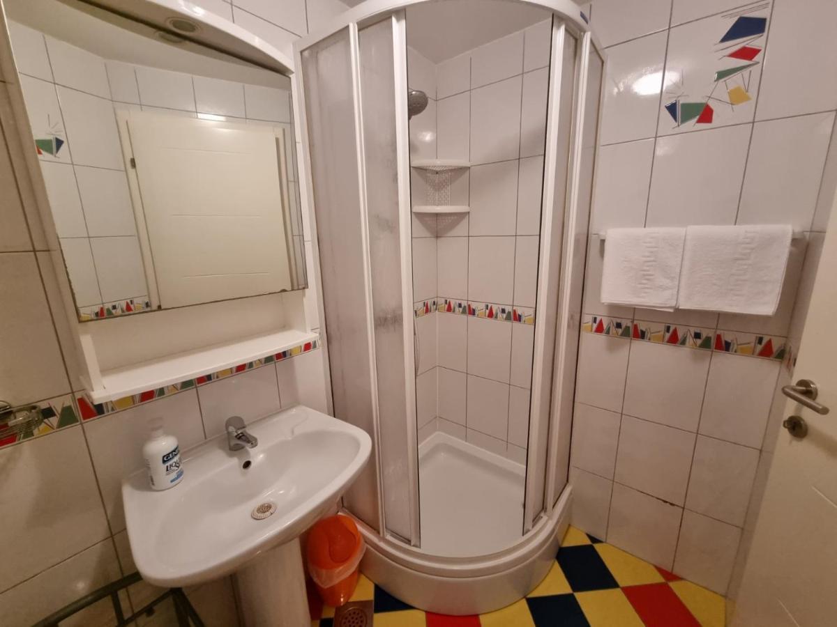 Apartments Casia Baška Eksteriør bilde
