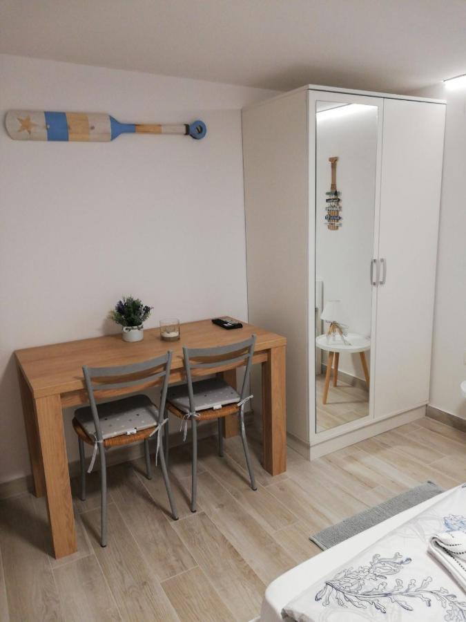 Apartments Casia Baška Eksteriør bilde