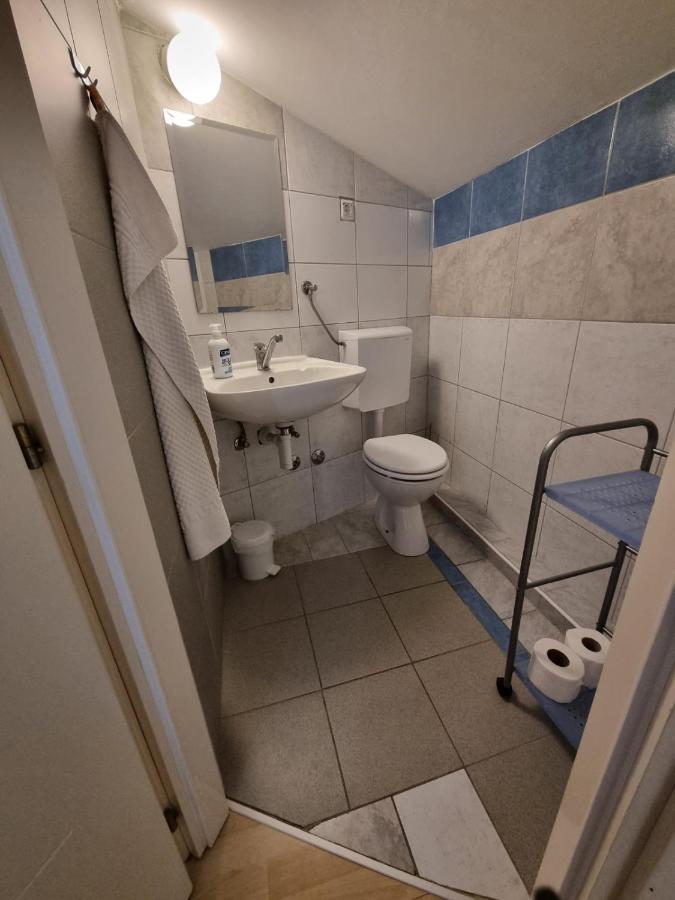 Apartments Casia Baška Eksteriør bilde