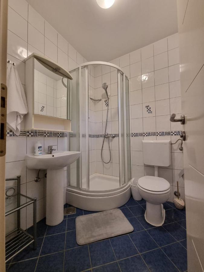 Apartments Casia Baška Eksteriør bilde